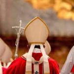 La Iglesia Católica ante una encrucijada: fidelidad al Evangelio, a la tradición, a la doctrina social de la Iglesia… o deriva doctrinal
